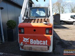 BOBCAT 763 4x4 - bak - palletvorken - Bobcat veegmachi...