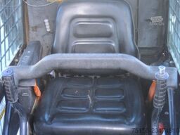 Bobcat S 70 - 1.2t. vgl. 463 100