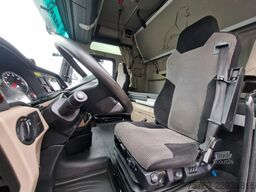 MAN TGX 26 510 6x2 - Box with sidedoors - Retarder ...