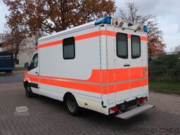 MERCEDES-BENZ Sprinter II 519 CDI / RTW / Klima / Automatik