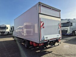 Mercedes-Benz Atego 818
