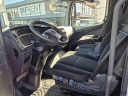 Mercedes-Benz Atego 818
