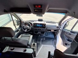 MERCEDES-BENZ 519 Allrad 4 x 4 Vorlauffahrzeug neue ADA