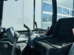 Yanmar SV 16 - 1. HAND