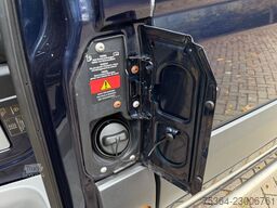 MERCEDES-BENZ Sprinter 213 Cdi BlueTec 9Sitze Schiebetür Klima