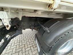 VOLVO FM 330 4x2 2-Achs Kipper Meiller
