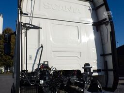 SCANIA R 560 A Super/Highline/Ret/Hydr./2xTank/Standkli