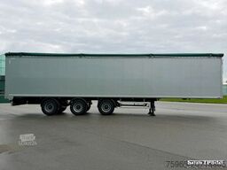 KRAKER CF-X2 WALKING FLOOR 2X STEERING AXLE TOP CONDITI