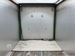 KRAKER CF-X2 WALKING FLOOR 2X STEERING AXLE TOP CONDITI