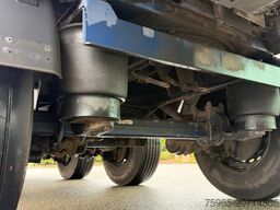 KRAKER CF-X2 WALKING FLOOR 2X STEERING AXLE TOP CONDITI