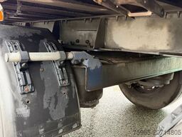 KRAKER CF-X2 WALKING FLOOR 2X STEERING AXLE TOP CONDITI