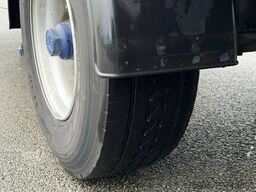 KRAKER CF-X2 WALKING FLOOR 2X STEERING AXLE TOP CONDITI