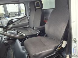 FUSO Canter 7C18 3-Sitzer Klima Ladebordwand