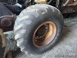 Valmet 840 Load carrier. repair object.