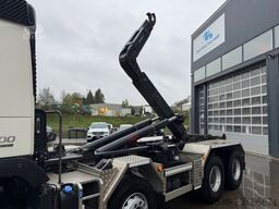 VOLVO FMX-500 8x4 Abrollkipper