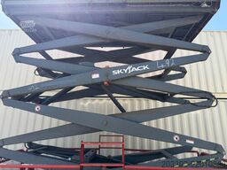 Skyjack SJ9250RT 4x4 / 17.2 Meter / 2015 BJ