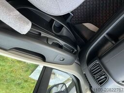 Sunlight T 58 Adventure Edition Solar - Markise - TV-Paket