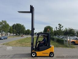 Jungheinrich EFG320