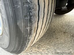 Pacton T3-001 / Curtainside Trailer / BPW Drum / APK T...