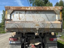 Scania R560 6x4 Snow Plow Equipped Tipper Truck