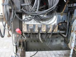 RENAULT Kerax 260.19, EURO 2, SIDEWALLS, CRANE HIAB 112