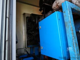 Mercedes-Benz AXOR 2529 6x2 Closed box with Woma high pressur...