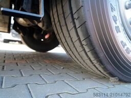 SCHMITZ CARGOBULL / CH?ODNIA / THERMO KING SLX 300 / HAKÓWKA / O?