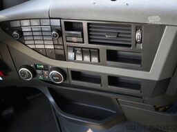 VOLVO FH 16 / 660 / 6x4 / DMC: 180.000 KG !! / RETARDE