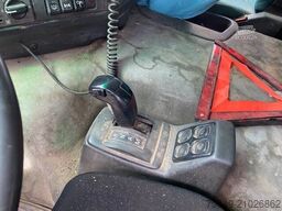  FM12-420 4x2 FM12-420 4x2 mit Heckkran Jonsered 1090, Hochsitz