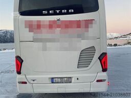 Setra S 515 HD bus w/ 49+2+1 seats, and low km condition
