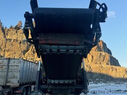 Metso LT1110S impact crusher with screen