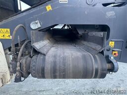Metso LT1110S impact crusher with screen