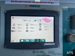 Metso LT1110S impact crusher with screen
