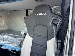 Iveco S-WAY 580 6X2 ADR