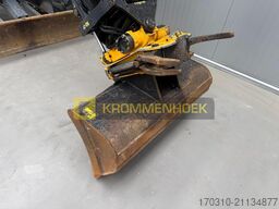 Takeuchi TB 290 Engcon Draaikantelstuk