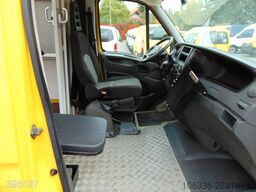 IVECO Daily 35 S 11 A / P Maxi Postkoffer Regalsystem