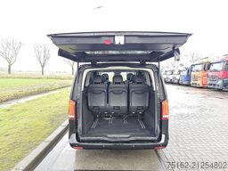 MERCEDES-BENZ EQV 300 pano 8 personen