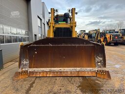 Caterpillar D8R - Single shank ripper