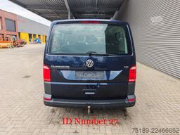 VW Transporter 2.0 TDI 9 Persons!