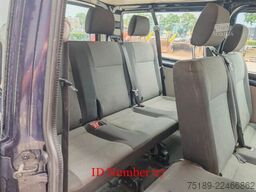 VW Transporter 2.0 TDI 9 Persons!