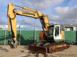 LIEBHERR R924 COMPACT VERSTELLAUSLEGER Nr.: 845