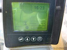 LIEBHERR R924 COMPACT VERSTELLAUSLEGER Nr.: 845