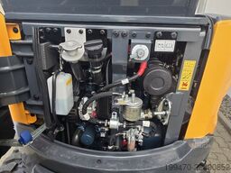 Hyundai HX25AZ