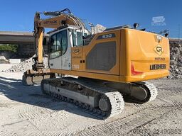 Liebherr R 930 NLC