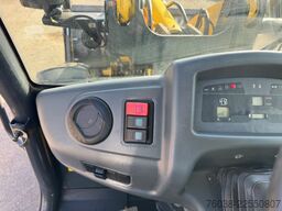 KOMATSU WA 65, WA70 , Palettengabel, 4- in 1 Schaufel