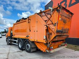 Scania P 280 6x2*4 HIAB 211E-3 / boom 9,7 m / 1920 kg ...