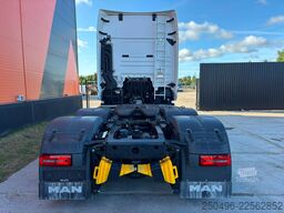 MAN TGX 28.520 6x2 NEW VEHICLE ! / GX CAB / INTARDE...