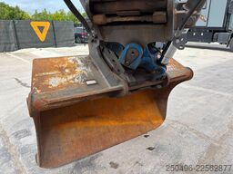 Liebherr R 920 Compact TILTROTATOR / CENTRAL LUBRICATION...