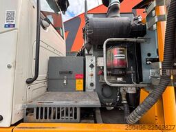 Liebherr R 920 Compact TILTROTATOR / CENTRAL LUBRICATION...