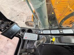 Liebherr R 920 Compact TILTROTATOR / CENTRAL LUBRICATION...